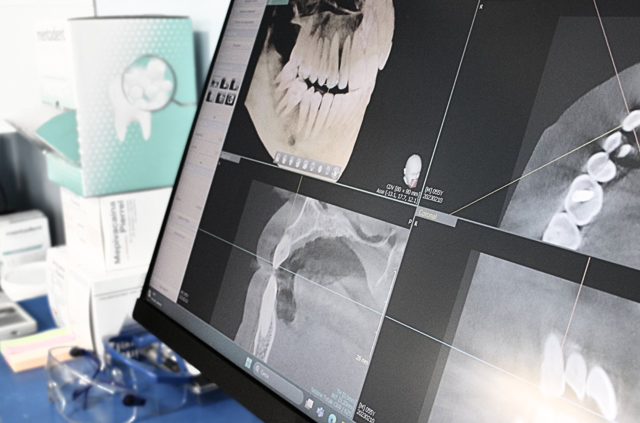 Dentista e Studio dentistico Immagine Dentale